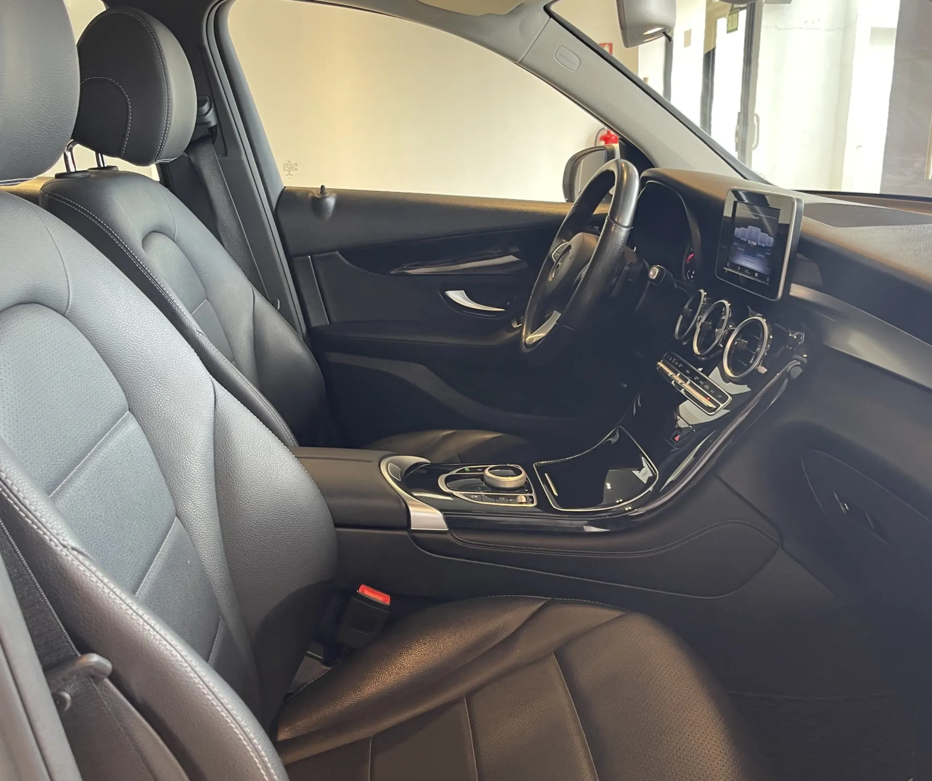 2019 Mercedes-Benz GLC