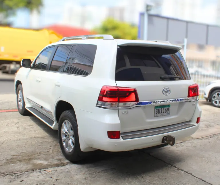 2020 Toyota Land Cruiser