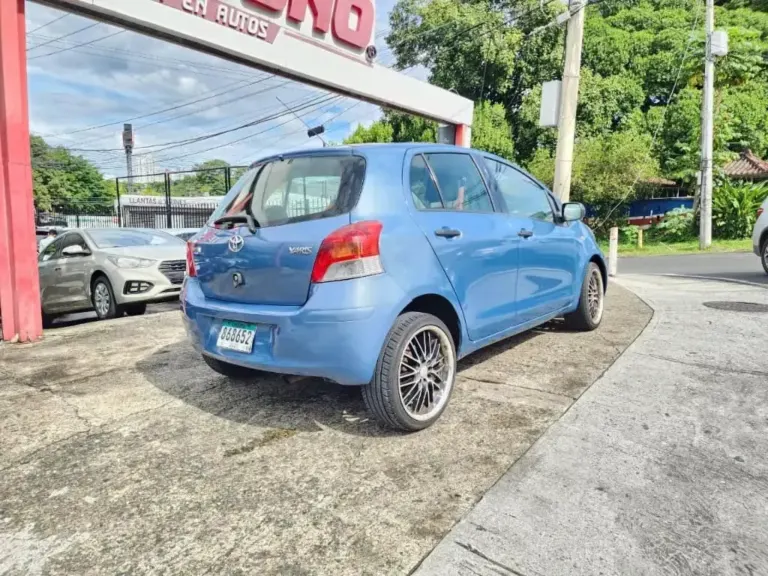 2009 Toyota Yaris