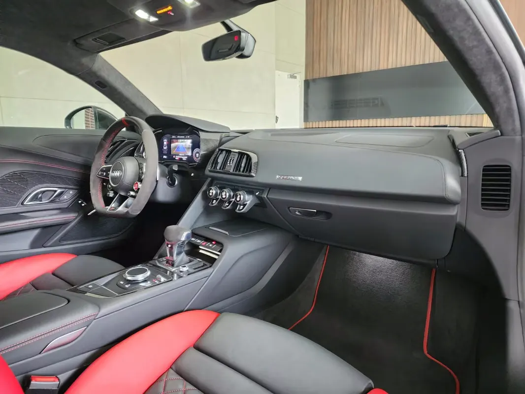 2025 Audi R8