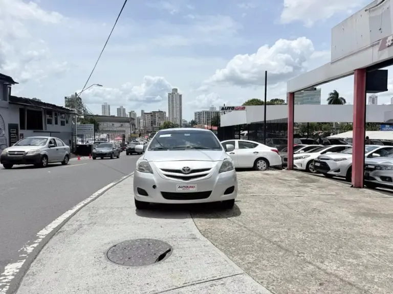 2008 Toyota Yaris