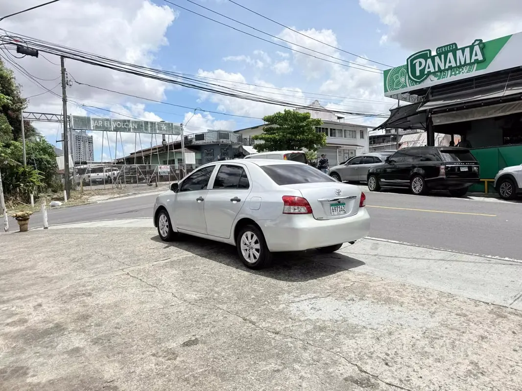 2008 Toyota Yaris