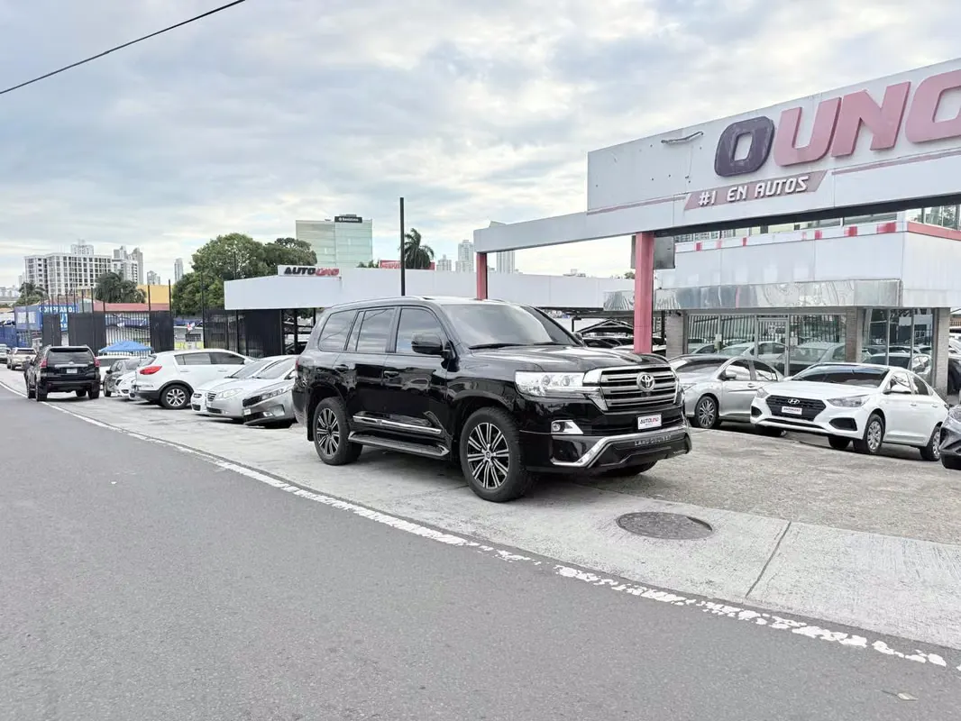 2019 Toyota Land Cruiser