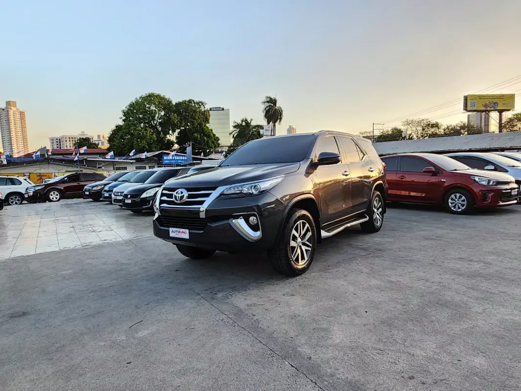 2020 Toyota Fortuner