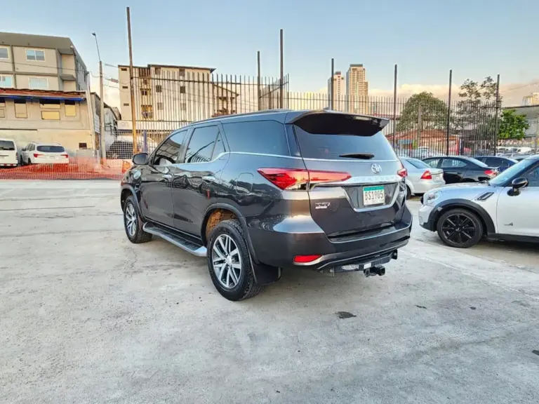 2020 Toyota Fortuner