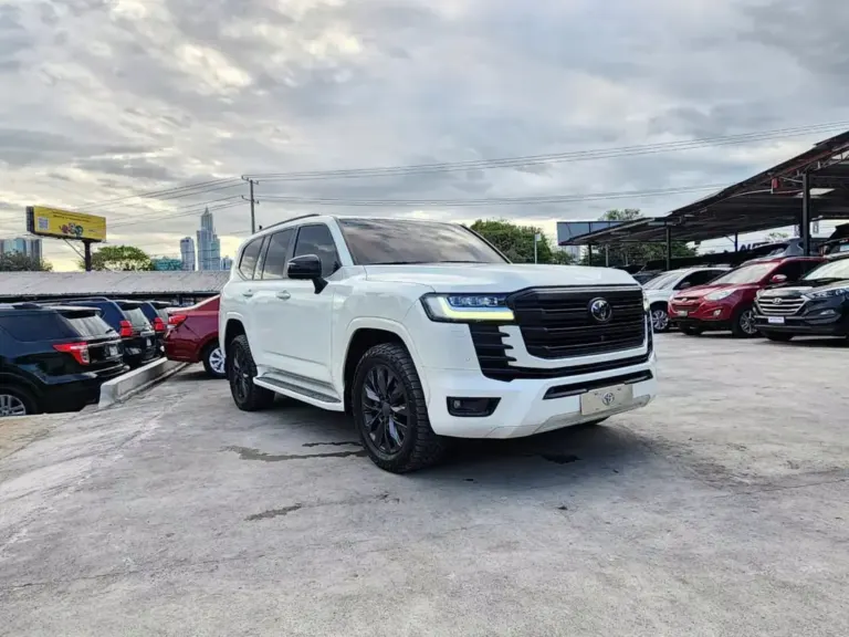 2022 Toyota Land Cruiser