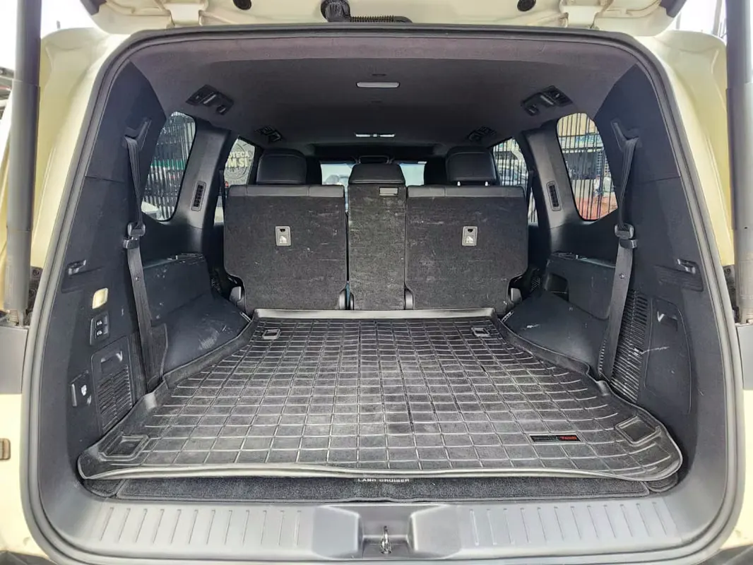 2022 Toyota Land Cruiser