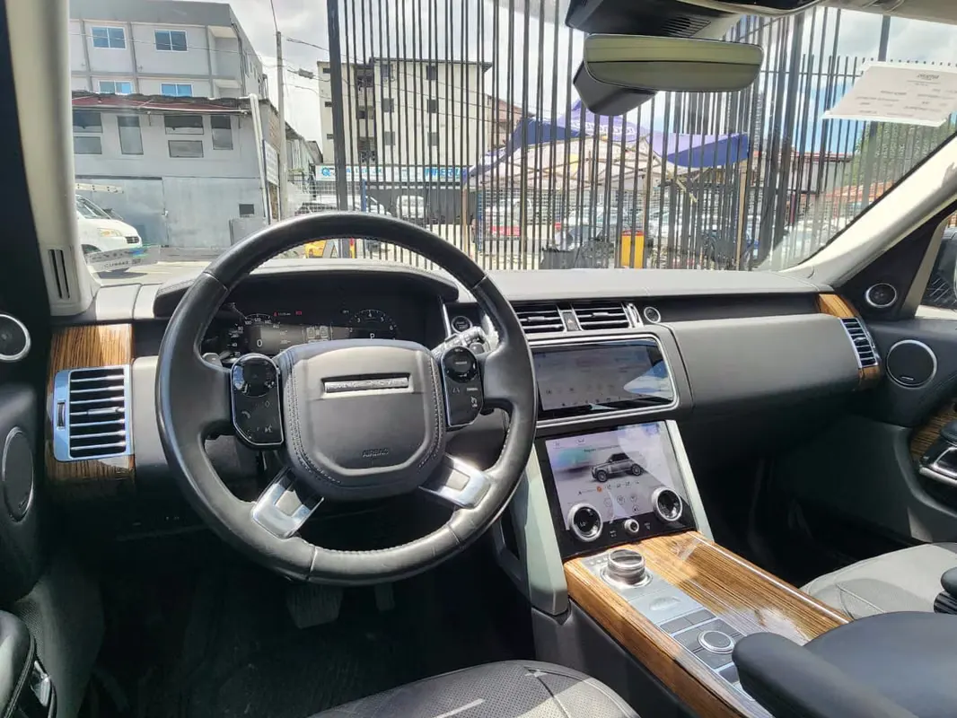 2018 Land Rover Range Rover
