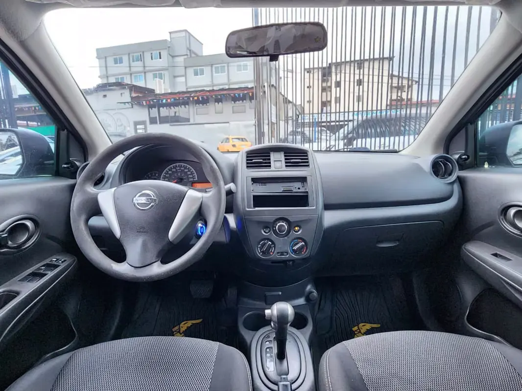 2017 Nissan Versa