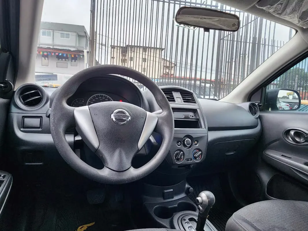 2017 Nissan Versa