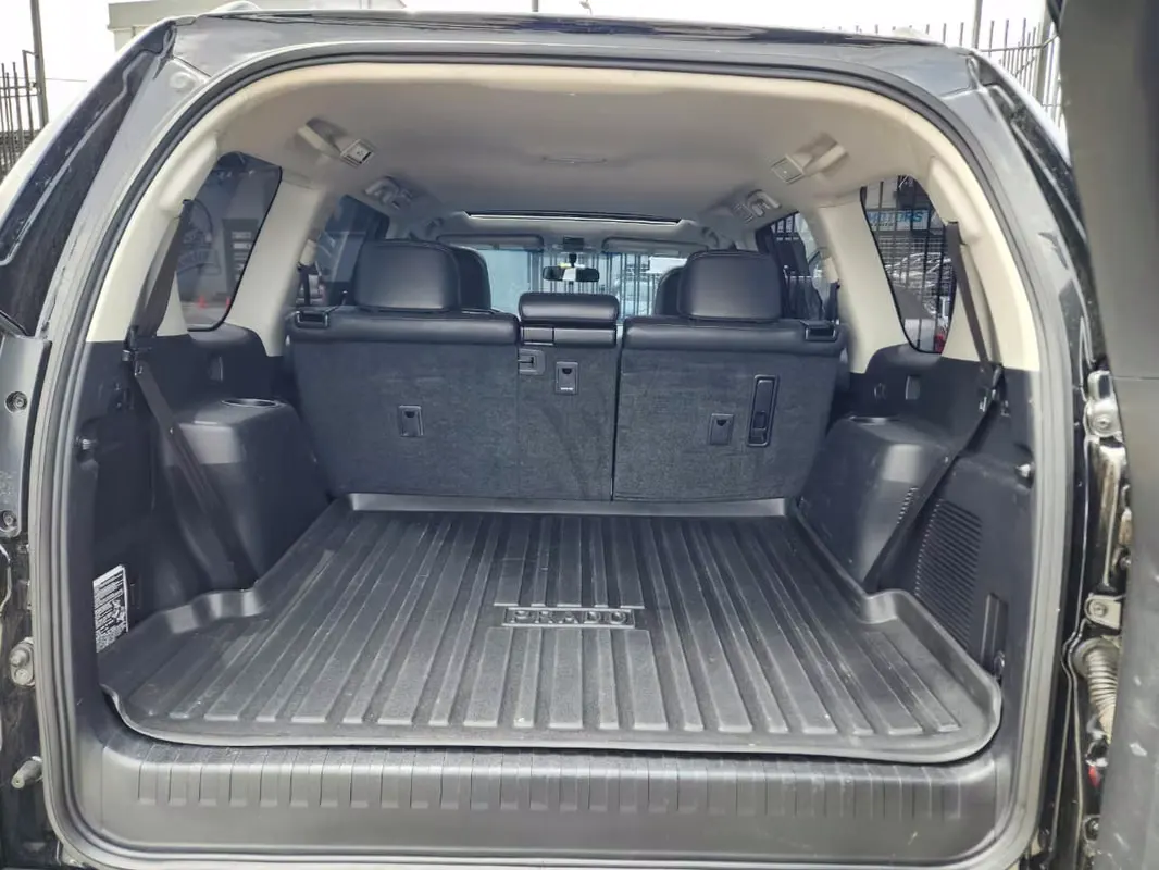 2020 Toyota Land Cruiser Prado