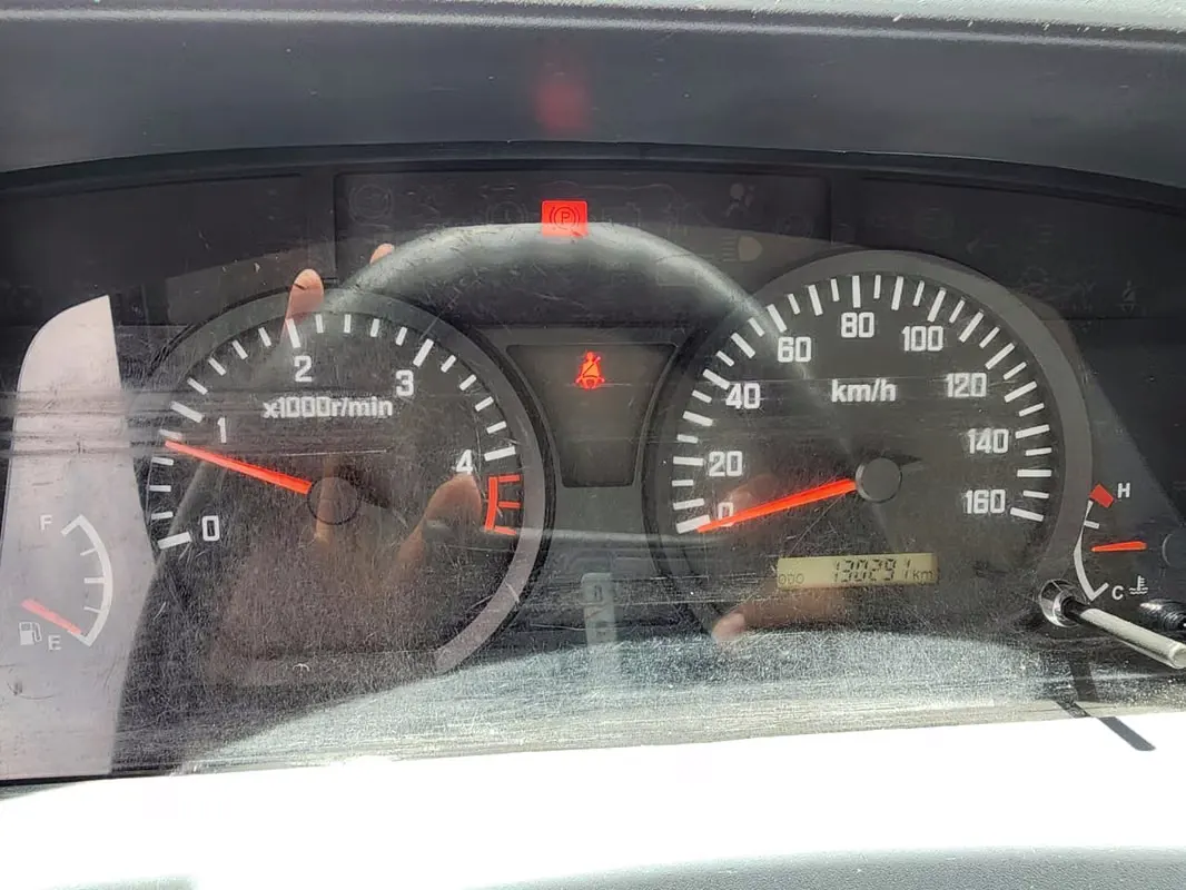 2023 Isuzu QMR