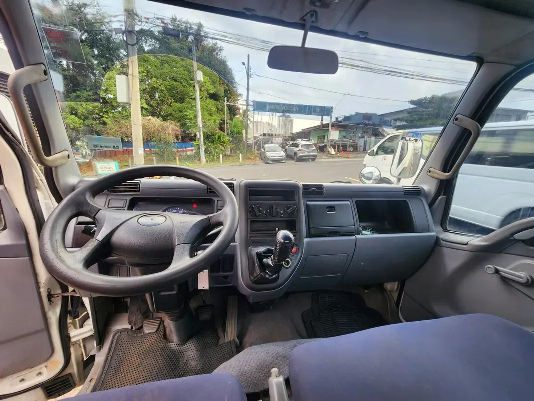 2015 Fuso Canter
