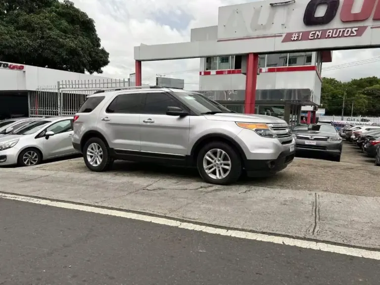 2012 Ford Explorer