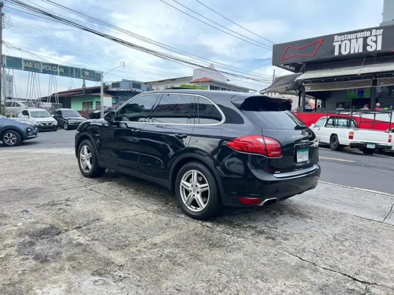 2011 Porsche Cayenne