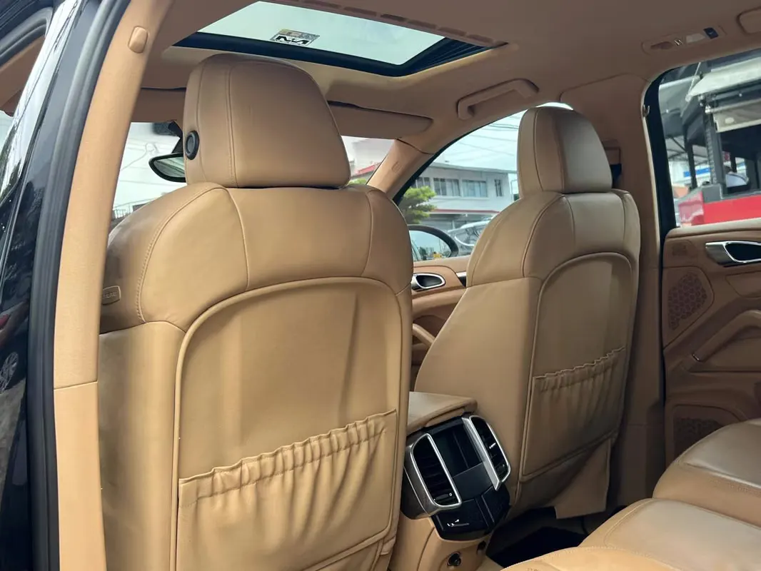 2011 Porsche Cayenne