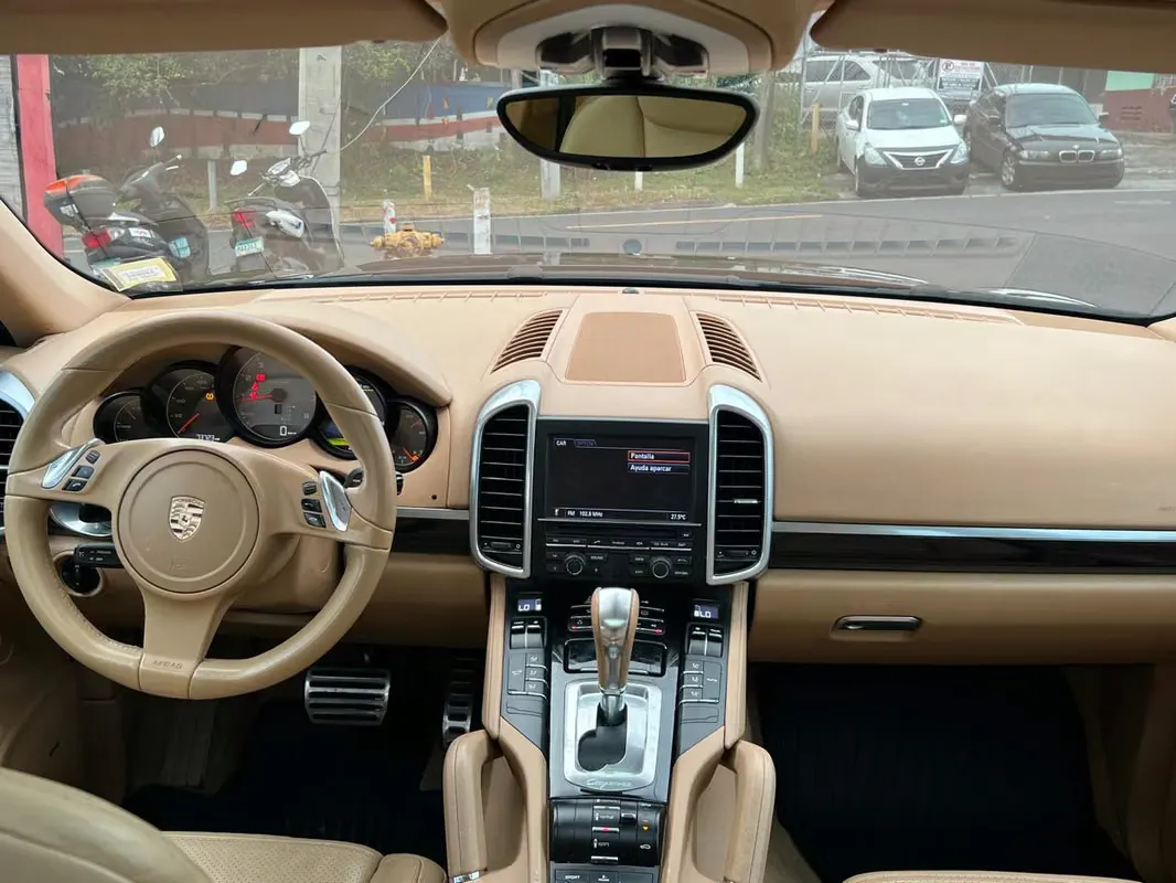 2011 Porsche Cayenne