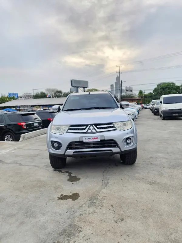 2016 Mitsubishi Nativa