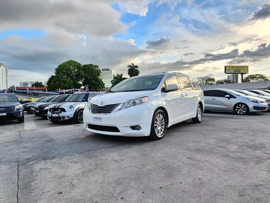 2011 Toyota Sienna