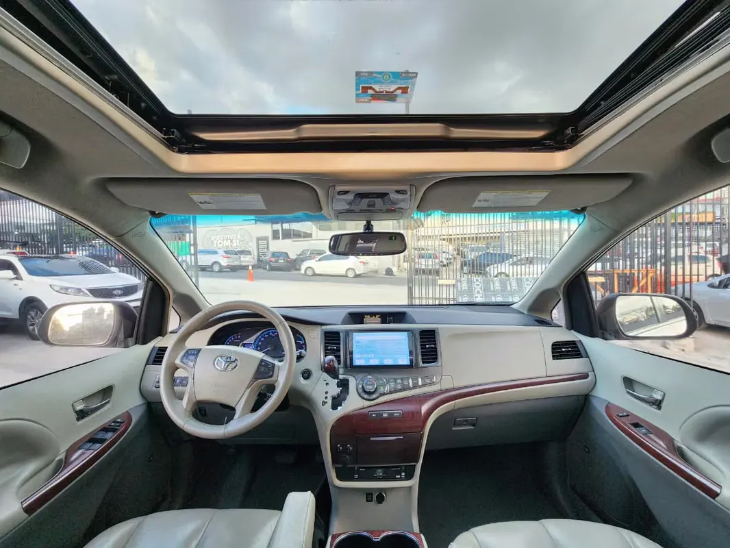 2011 Toyota Sienna