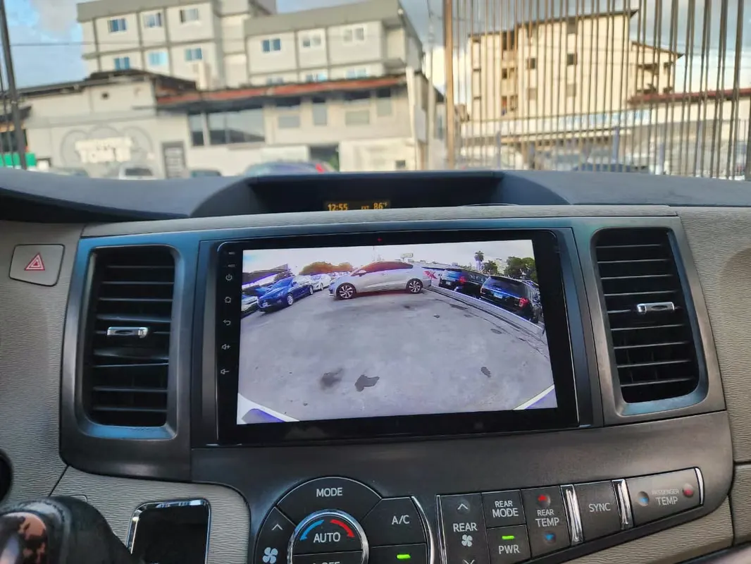 2011 Toyota Sienna
