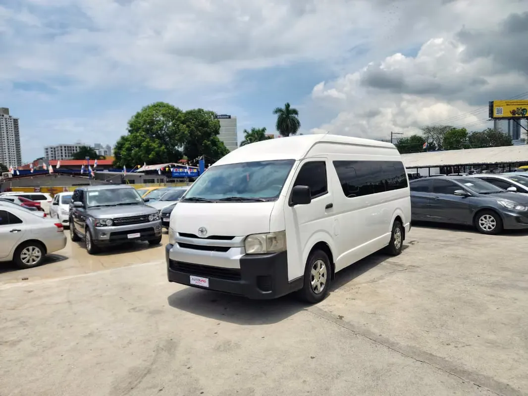 2015 Toyota Hiace