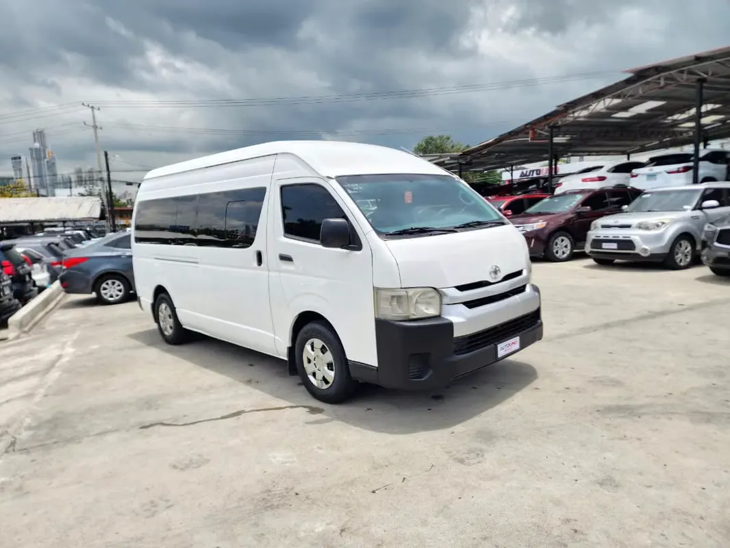 2015 Toyota Hiace