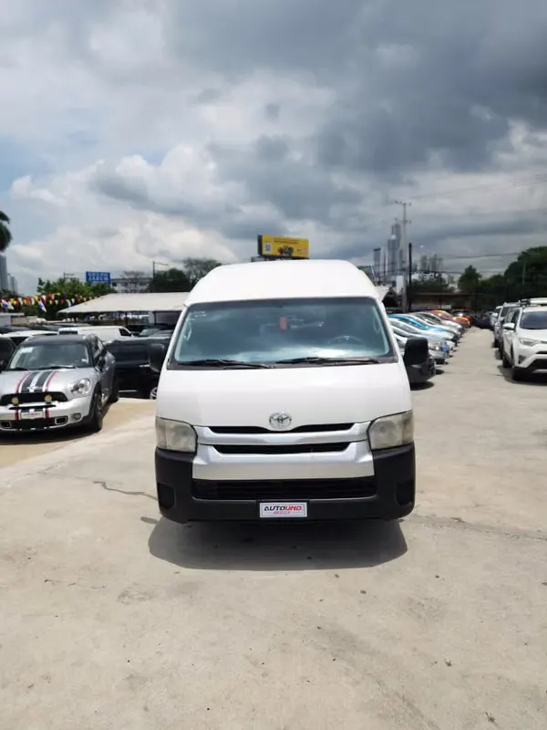 2015 Toyota Hiace