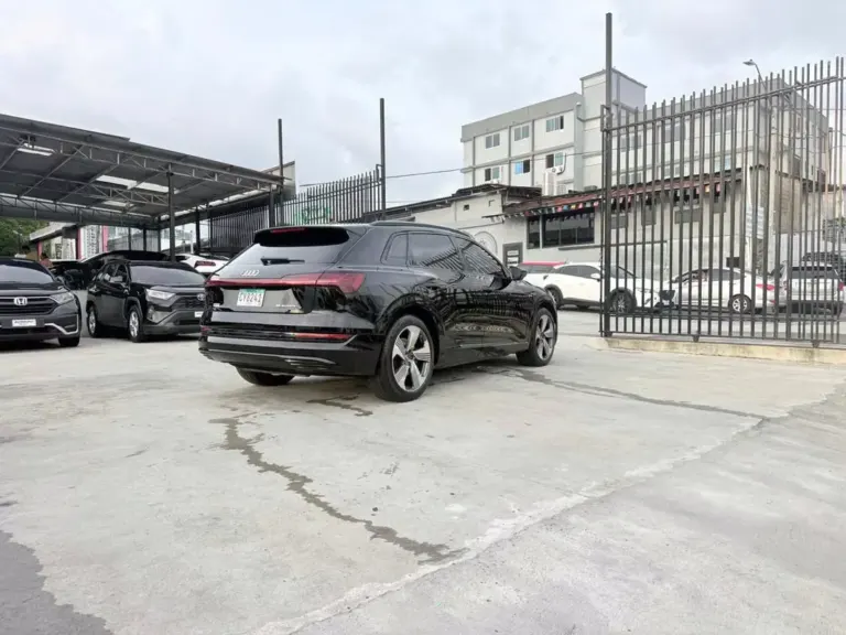 2020 Audi e-tron