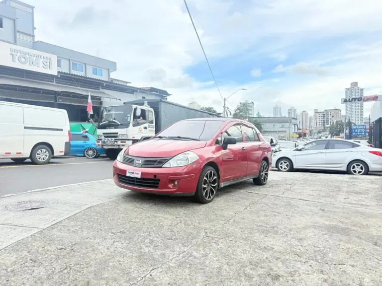 2013 Nissan Tiida