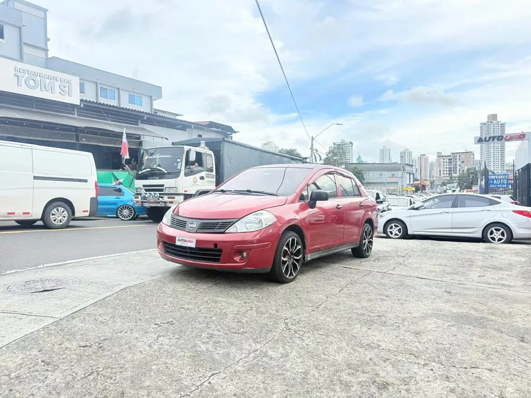 2013 Nissan Tiida