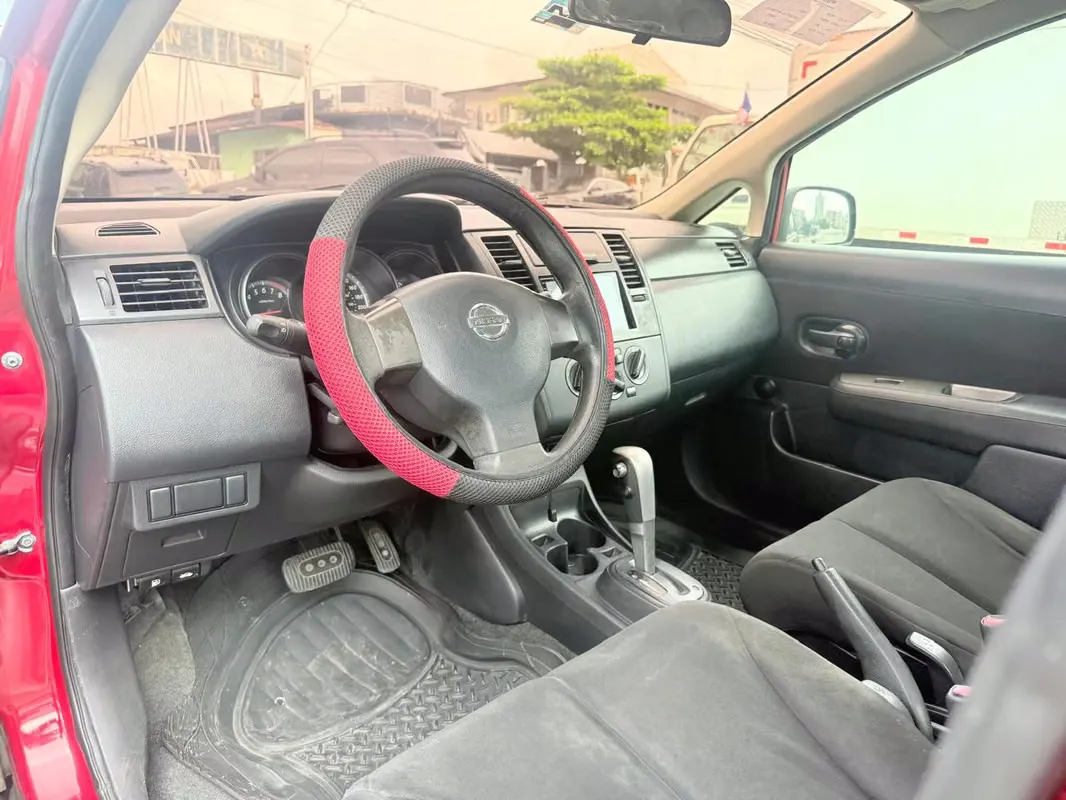 2013 Nissan Tiida