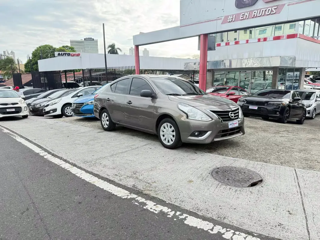 2018 Nissan Versa