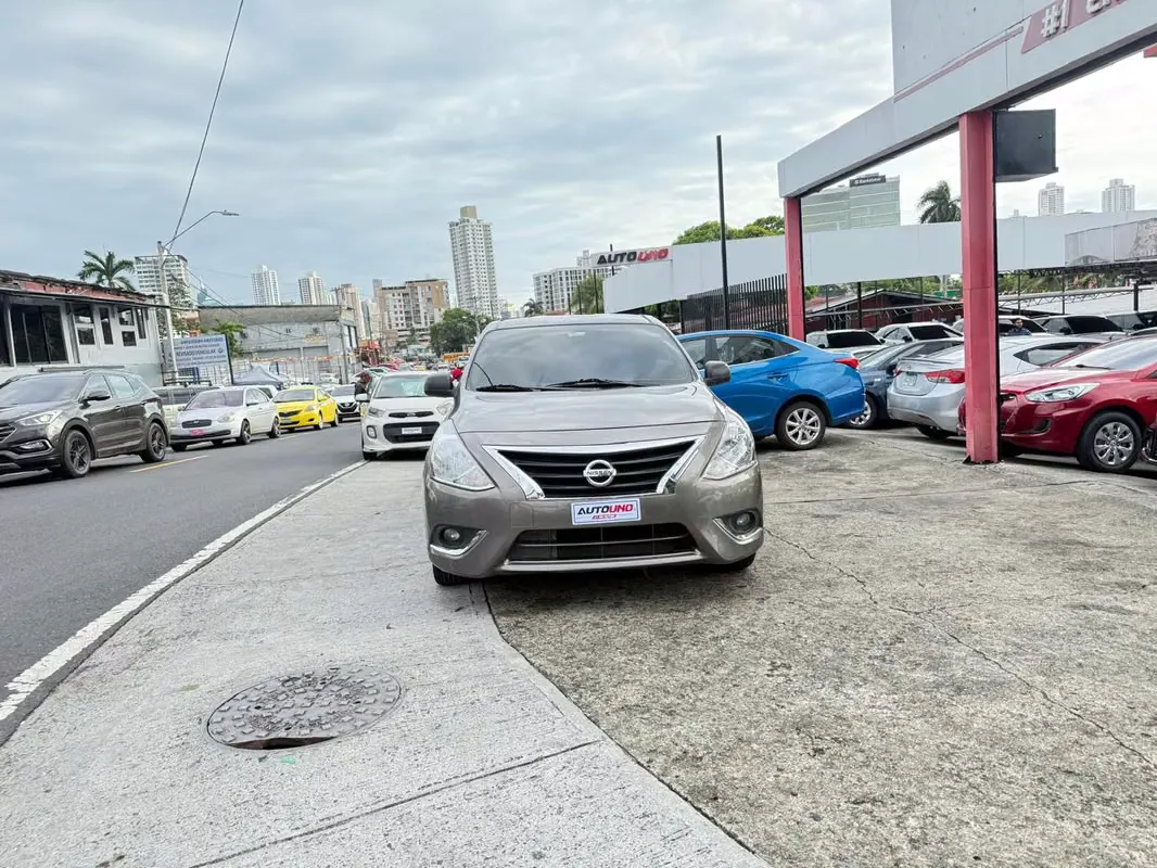2018 Nissan Versa
