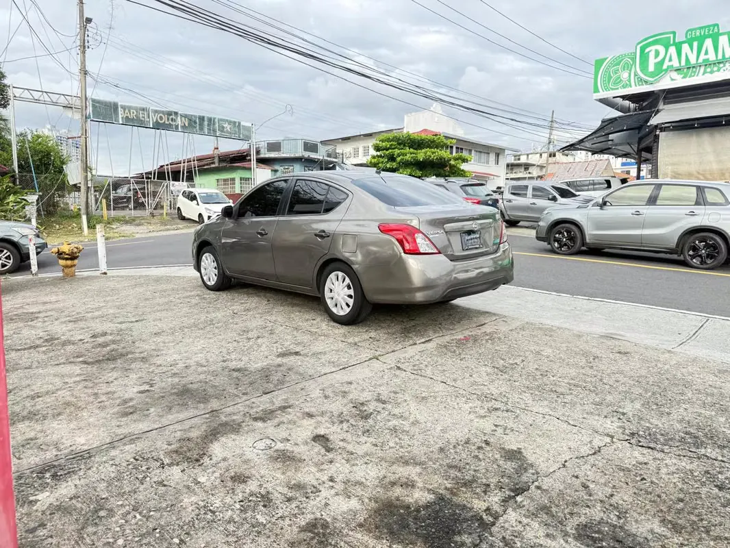 2018 Nissan Versa