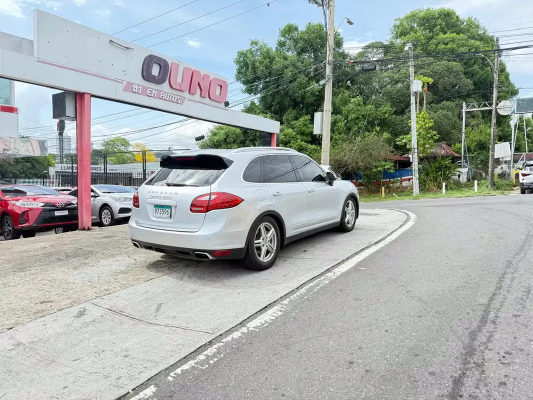 2012 Porsche Cayenne