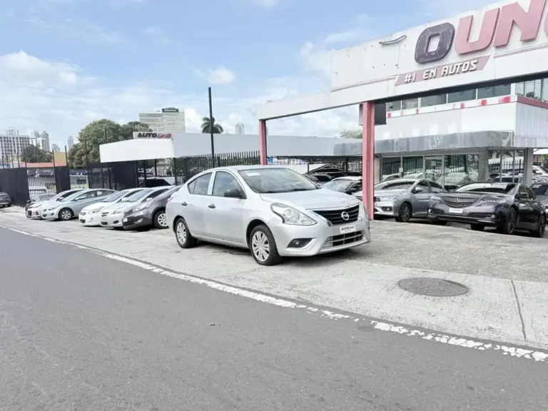 2018 Nissan Versa