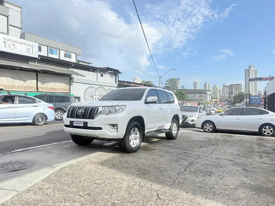 2023 Toyota Land Cruiser Prado