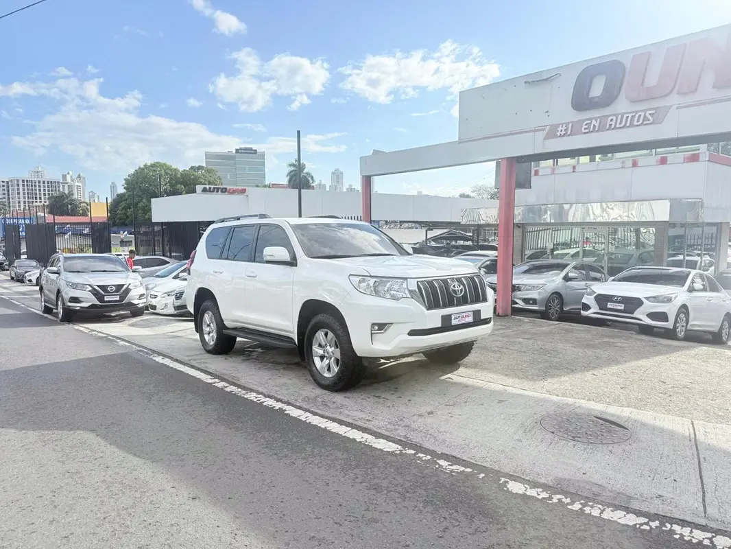 2023 Toyota Land Cruiser Prado
