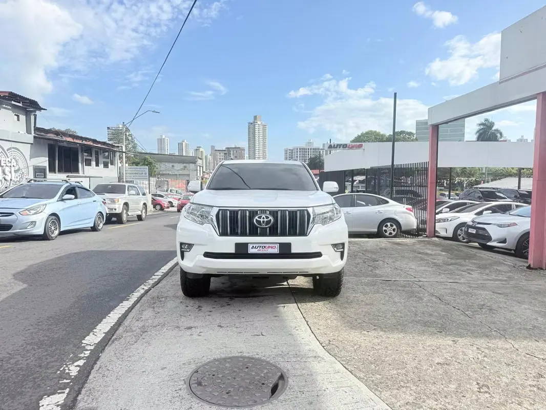 2023 Toyota Land Cruiser Prado