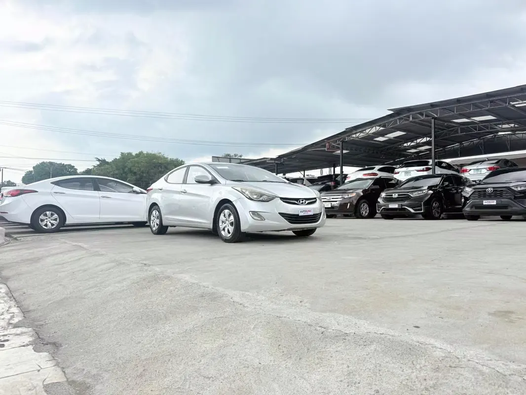 2012 Hyundai Elantra