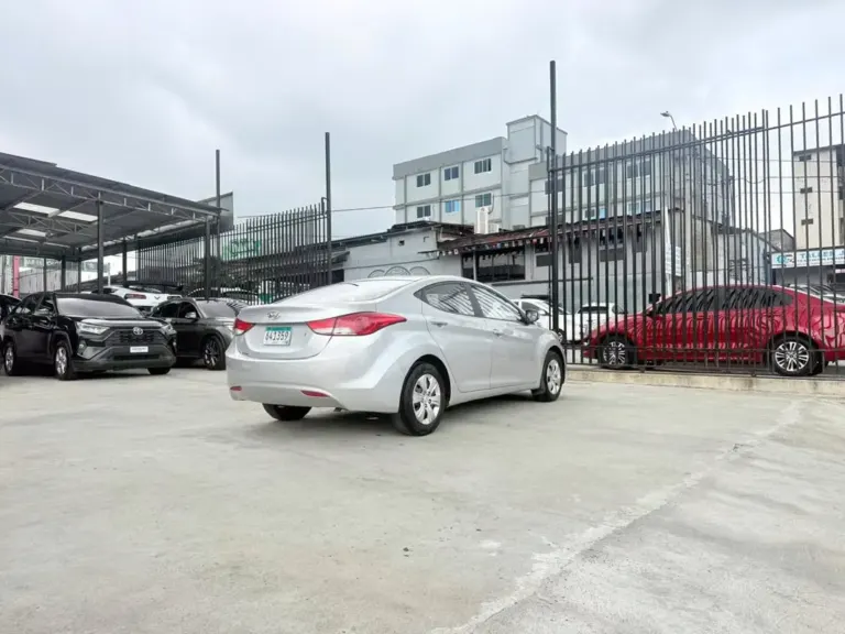 2012 Hyundai Elantra