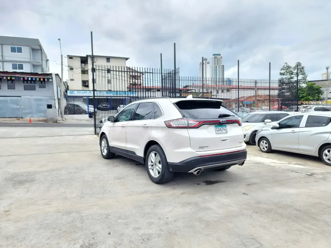 2016 Ford Edge