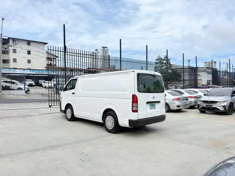 2016 Toyota Hiace