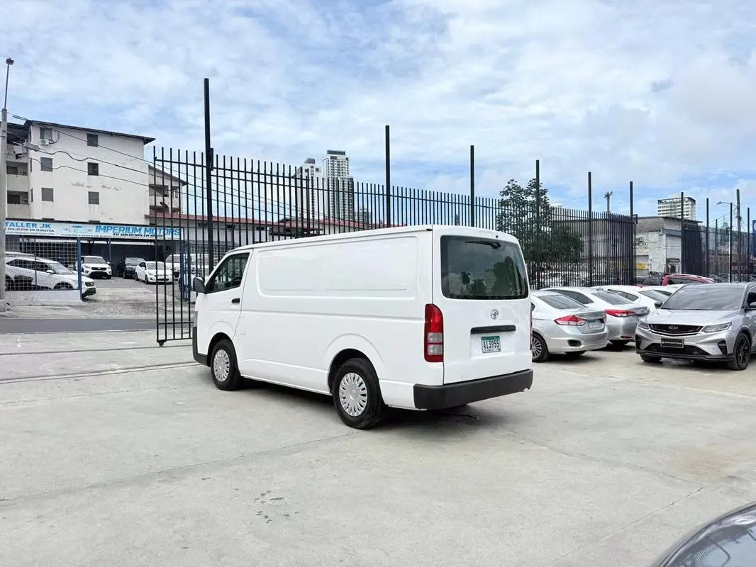 2016 Toyota Hiace