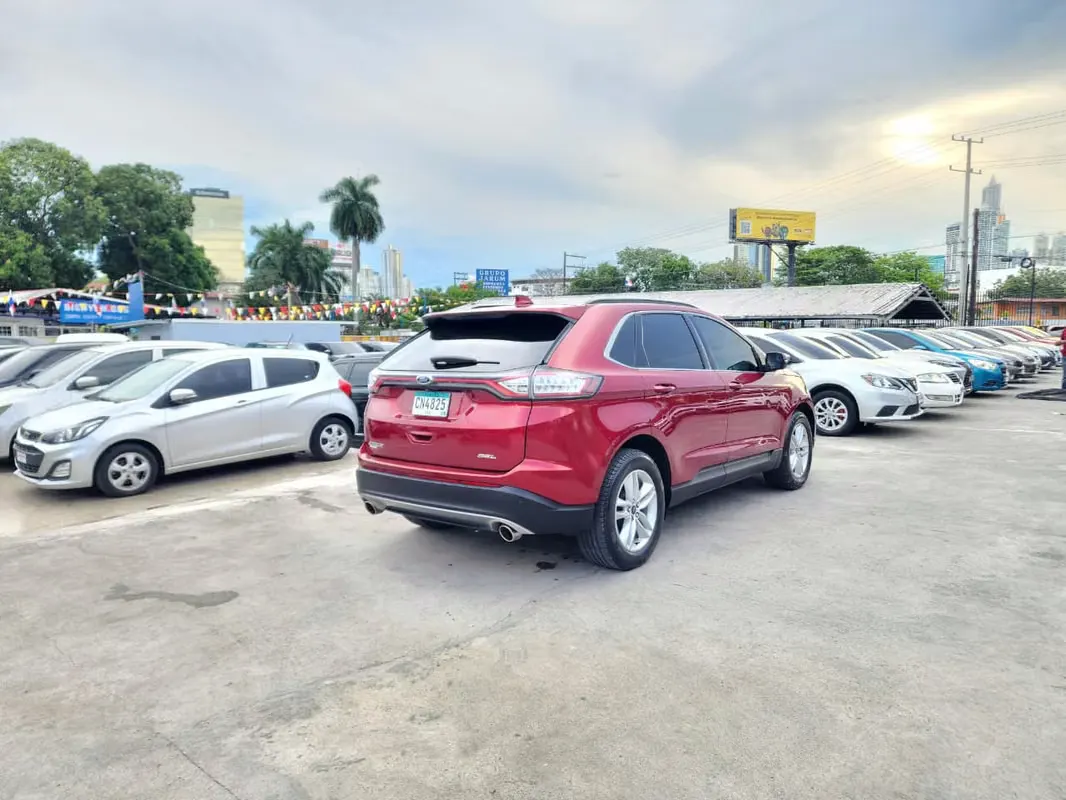 2018 Ford Edge