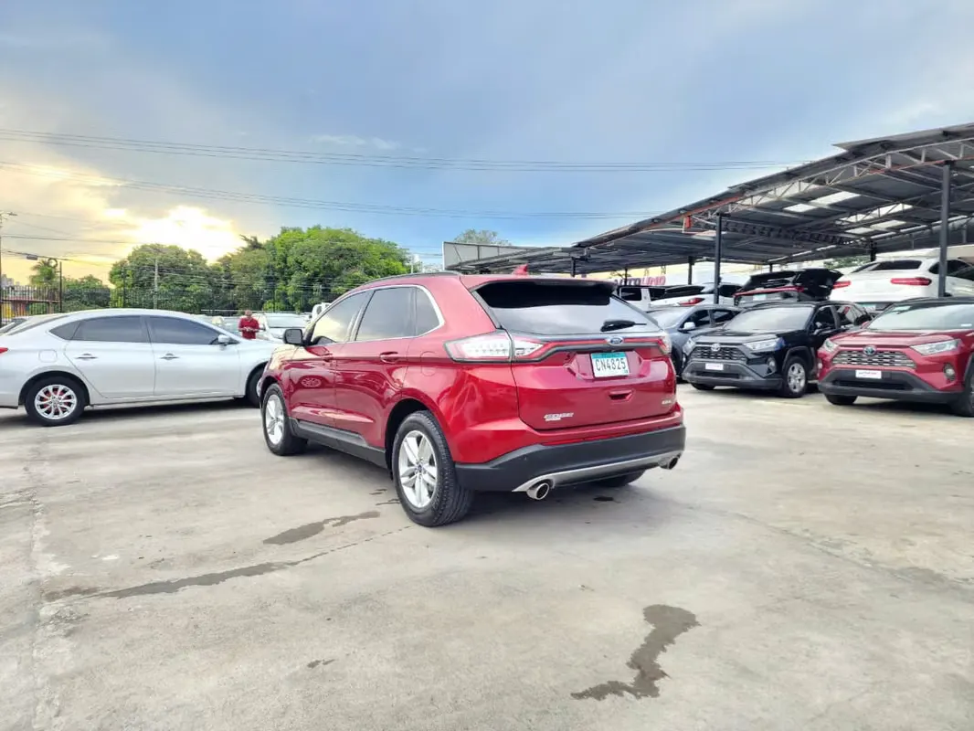 2018 Ford Edge