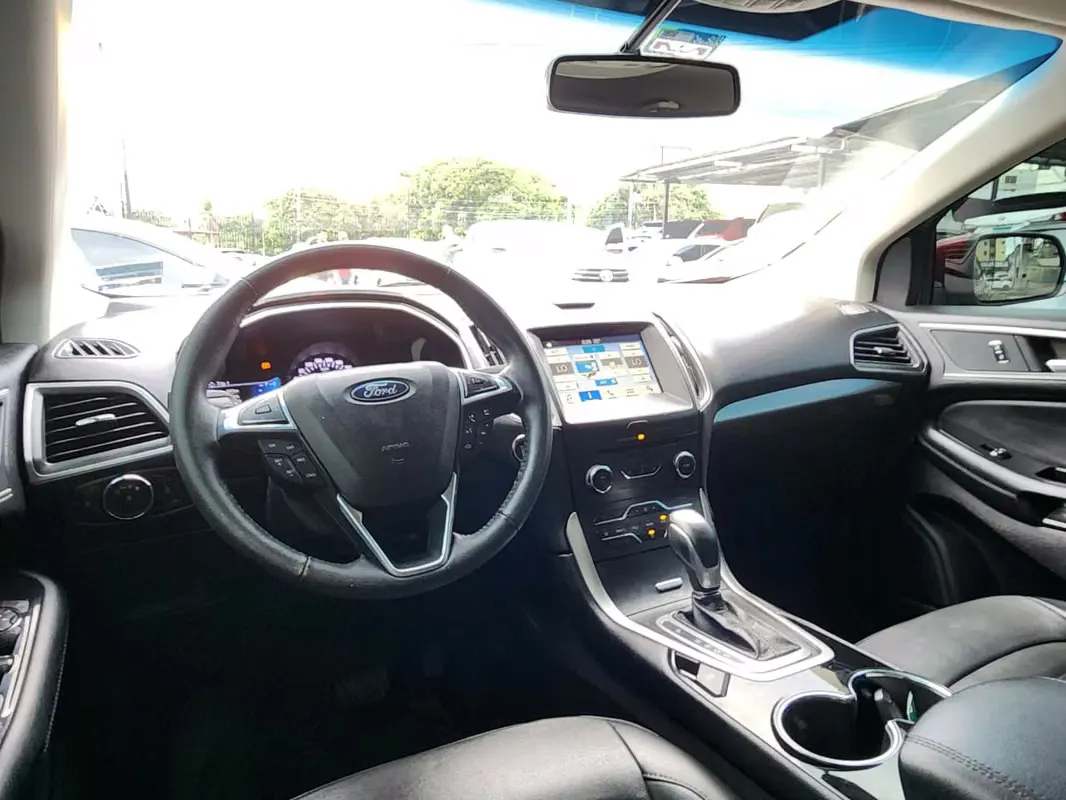 2018 Ford Edge