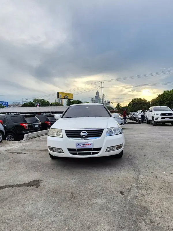 2010 Nissan Almera