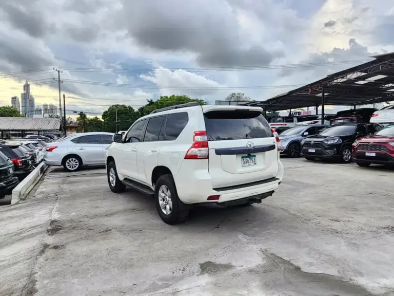 2011 Toyota Land Cruiser Prado